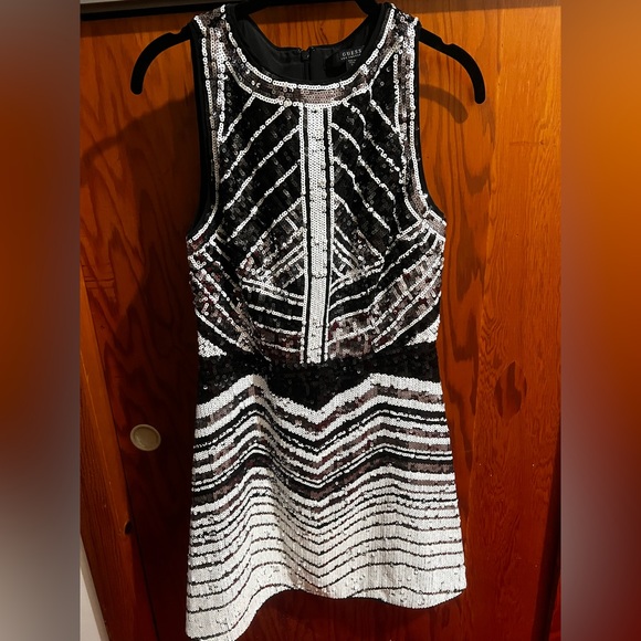 Guess Sequin dress - Picture 2 of 7
